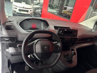 Peugeot Partner 2021