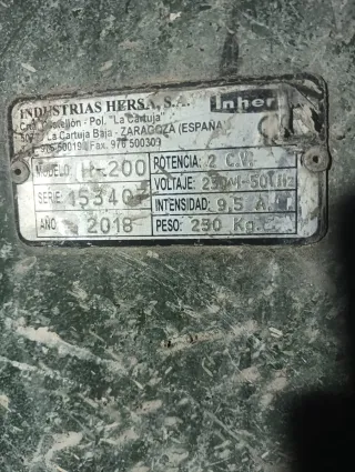 Hormigonera 220v 250 L