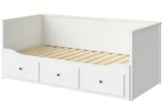 Cama doble blanca con cajones