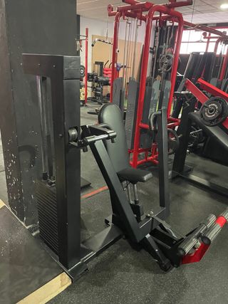 Maquina pectoral de placas