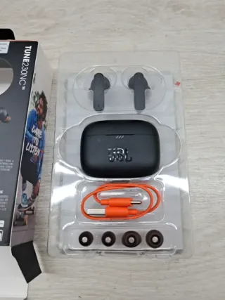 Auriculares Inalámbricos JBL Tune 230 NC TWS