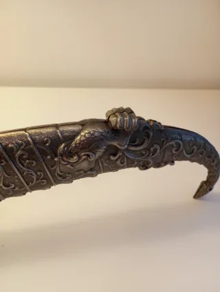 Espada decorativa Renno