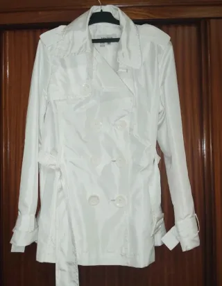 Gabardina Zara Blanca Mujer