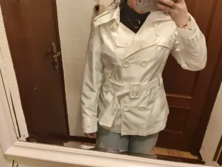 Gabardina Zara Blanca Mujer