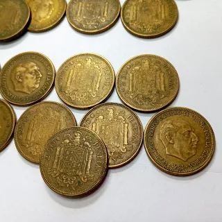 # BAY3 7. 34 monedas 2,50 pesetas ver descripción
