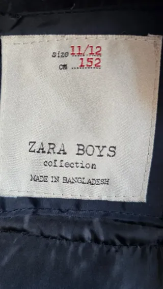 Cazadora acolchada confeccionada en tejido técnico