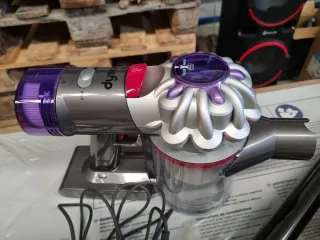 Aspirapolvere Dyson V8 Advanced