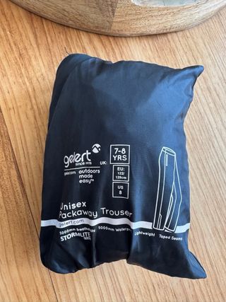 Pantalon chubasquero niño ultracompacto