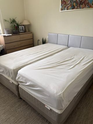 2 camas 90x 200 Modelo Ikea Base+Matteraso