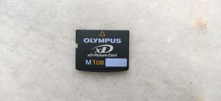 Carta XD-CARD 1GB per fotocamere digitali