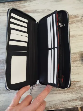 Monedero billetero Desigual