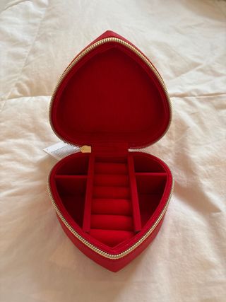 Joyero en forma de corazón de tiger.