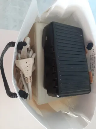 Vendo maquina de coser ALFA