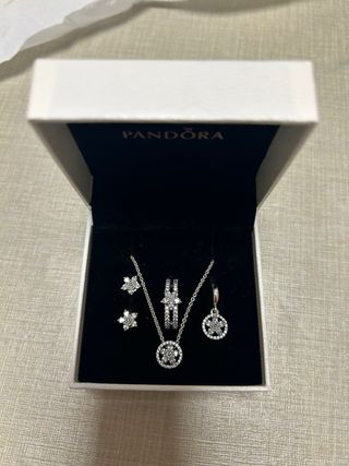 Set Gioielli Pandora in Argento