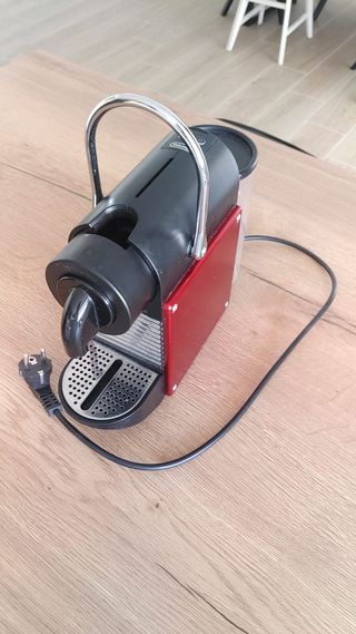 Cafetera DeLonghi Cápsulas Caramel