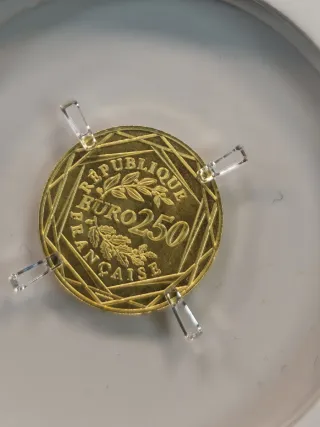 Dc Cómics Batman 2025 moneda de oro