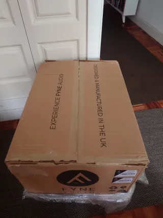 Altavoces Fyne Audio F700