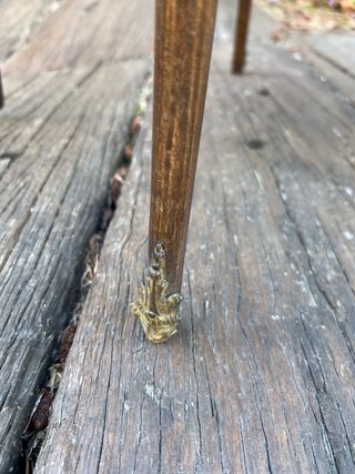 Mesita auxiliar de madera y metal