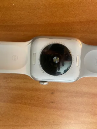 Apple watch se (2nd gen)