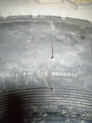 Neumático camión remolque 8.25 R15