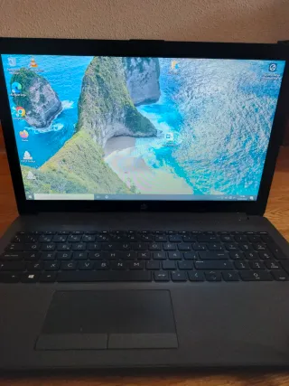 Portatil HP 255 G7 Notebook PC + maletin