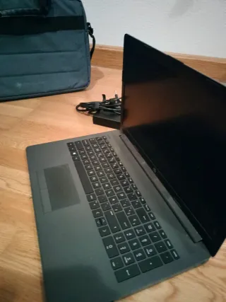 Portatil HP 255 G7 Notebook PC + maletin