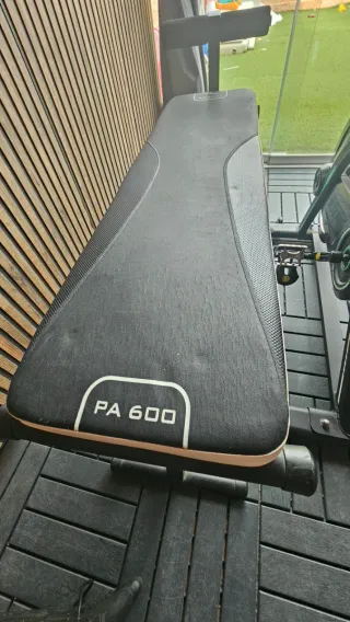 Banco de musculación para ejercicios