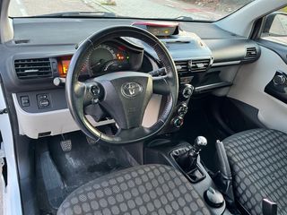 Toyota iQ 1.3i 100cv, 75.000 km, etiqueta C, 2011
