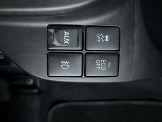 Toyota iQ 1.3i 100cv, 75.000 km, etiqueta C, 2011