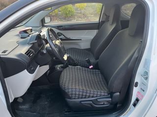 Toyota iQ 1.3i 100cv, 75.000 km, etiqueta C, 2011