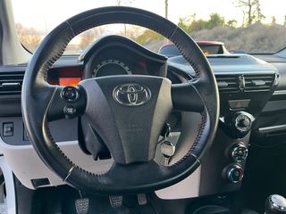 Toyota iQ 1.3i 100cv, 75.000 km, etiqueta C, 2011