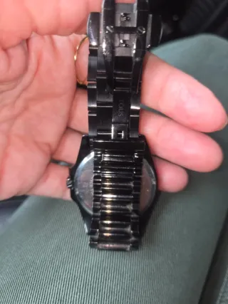 Reloj negro