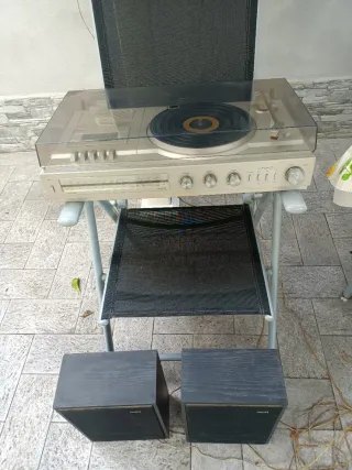Giradischi vintage philips1210 con radio cassette
