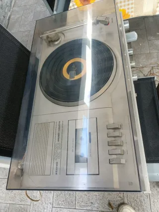 Giradischi vintage philips1210 con radio cassette