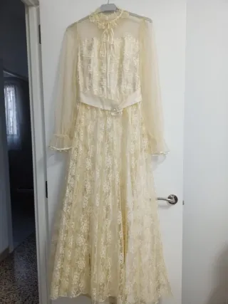 Vestido de novia vintage de 1979