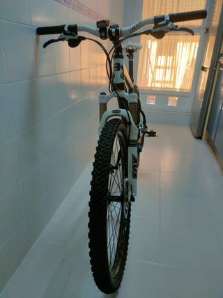 Bicicleta BH Zenith