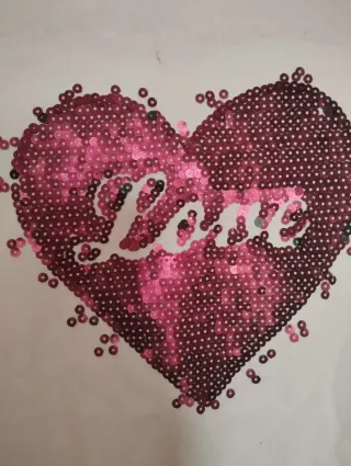 Camiseta niña corazón lentejuelas