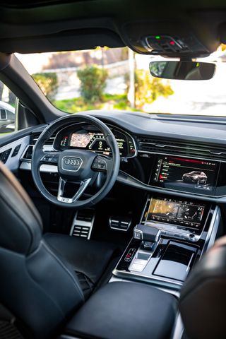 Audi SQ8 2024