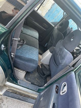 Mitsubishi Montero 2001