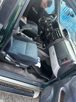 Mitsubishi Montero 2001