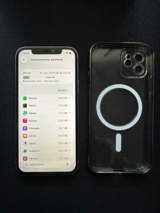 iPhone 12 viola con 128 GB di spazio