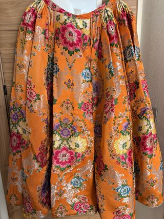 Falda de alicantina o fallera adulta, color naranj