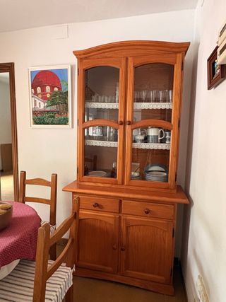 Vitrina madera de pino
