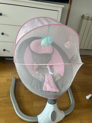 Hamaca eléctrica para bebé con música