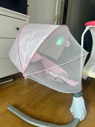 Hamaca eléctrica para bebé con música