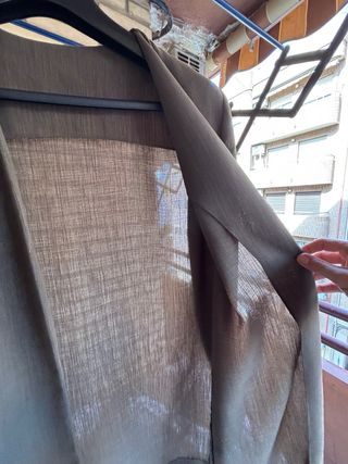 Sobre camisa de mujer color verde oliva