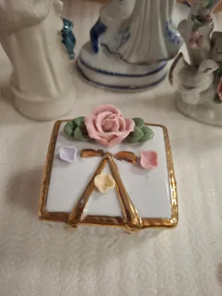 Set figuras porcelana