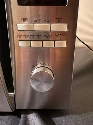 Horno con Microondas/Grill/Convección.Marca Sharp.