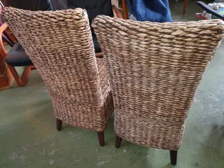 2 sillas rattán rusticas