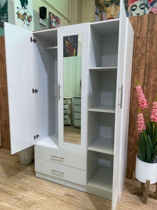 ARMARIO 3 PUERTAS W-10